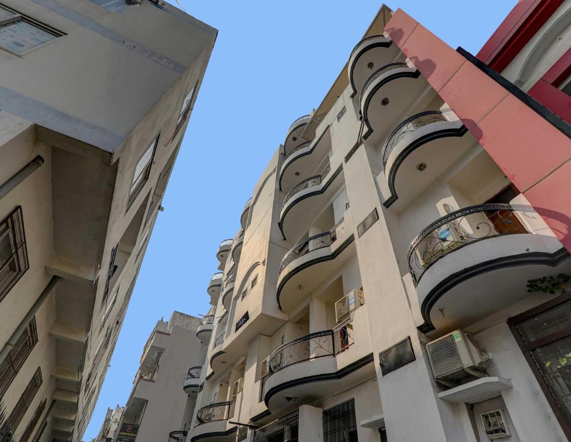 Collection O Premier Near Hazratganj Hotel Lucknow Exterior photo