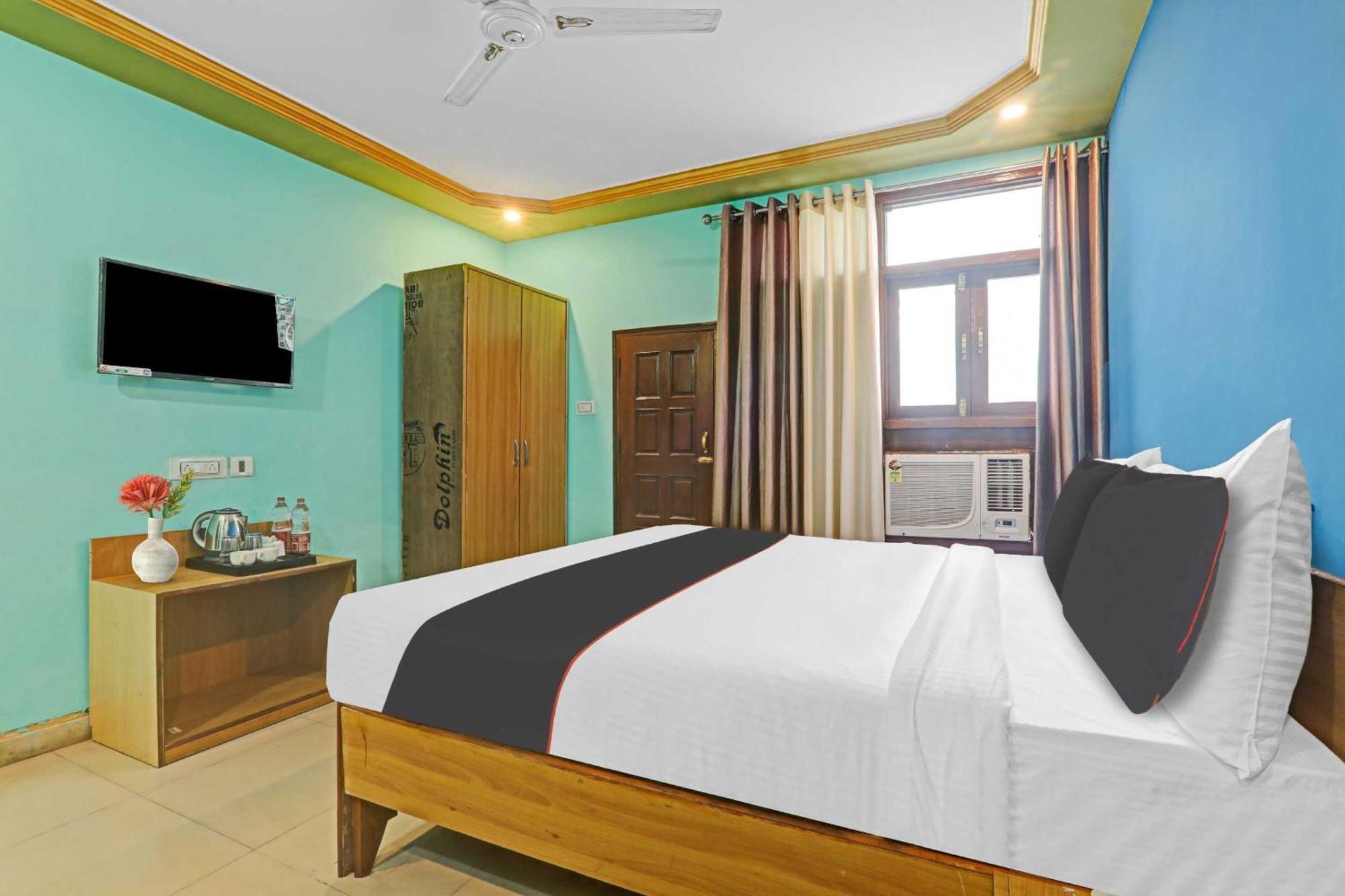 Collection O Premier Near Hazratganj Hotel Lucknow Exterior photo