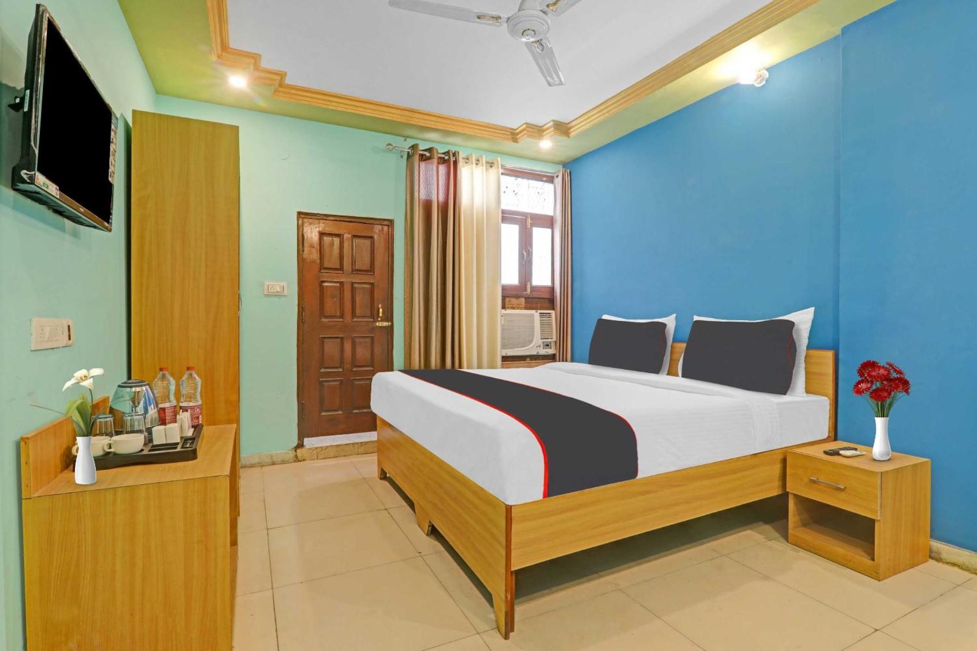 Collection O Premier Near Hazratganj Hotel Lucknow Exterior photo
