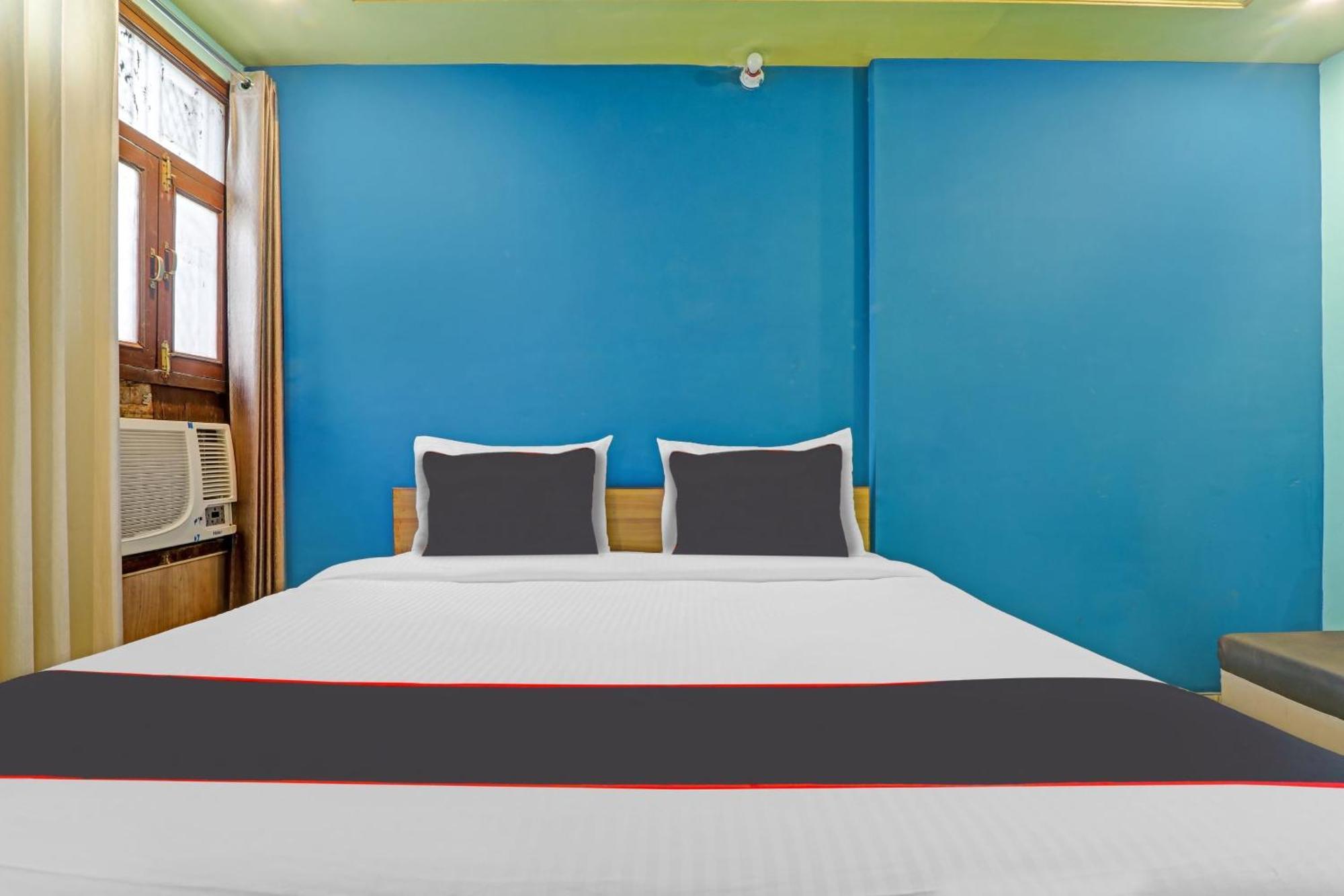 Collection O Premier Near Hazratganj Hotel Lucknow Exterior photo